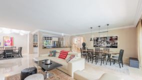 Villa en venta en Casablanca, Marbella Golden Mile