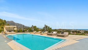 Villa for sale in La Quinta, Benahavis