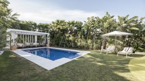 Villa for sale in Nueva Andalucia, Marbella