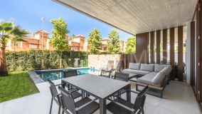 Einfamilienhaushälfte zu verkaufen in Marbella Goldene Meile