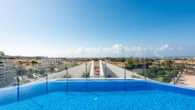 Lägenhet for sale in Nueva Andalucia, Marbella