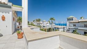 Ático en venta en Dominion Beach, Estepona Este
