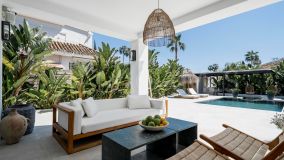 Villa zu verkaufen in Parcelas del Golf, Nueva Andalucia