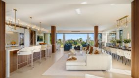 Villa for sale in Los Naranjos Golf, Nueva Andalucia