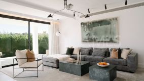 Villa en venta en Aloha, Nueva Andalucia