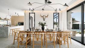 Villa en venta en Aloha, Nueva Andalucia
