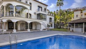 Villa en venta en Los Arqueros, Benahavis
