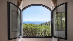 Villa for sale in El Madroñal, Benahavis