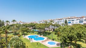 Wohnung zu verkaufen in Playas del Duque, Marbella - Puerto Banus