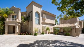 Villa for sale in Nueva Andalucia, Marbella