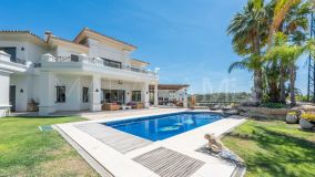 Villa for sale in Los Arqueros, Benahavis