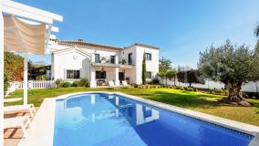 5 bedrooms villa in Guadalmina Alta for sale