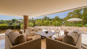 Villa for sale in La Quinta, Benahavis
