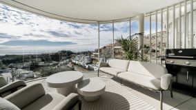 Modern flat in gated community and panoramic views