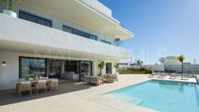Villa for sale in La Resina Golf, Estepona Öst