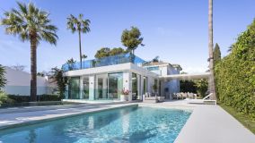 Villa en venta en Las Brisas, Nueva Andalucia