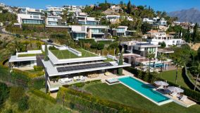 Villa for sale in The Hills, Benahavis