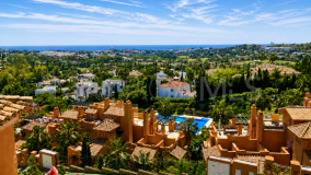 Lägenhet for sale in Les Belvederes, Nueva Andalucia