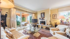 Apartment for sale in Les Belvederes, Nueva Andalucia