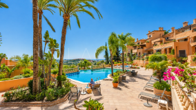Lägenhet for sale in Les Belvederes, Nueva Andalucia
