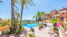 Apartment for sale in Les Belvederes, Nueva Andalucia