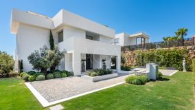 Villa for sale in Casares