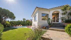 Villa for sale in Las Brisas, Nueva Andalucia