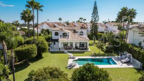 Villa en venta en Monte Biarritz, Estepona Este