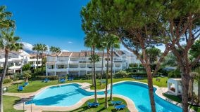 Penthouse for sale in El Presidente, Estepona East