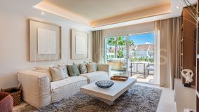 Penthouse for sale in El Presidente, Estepona East