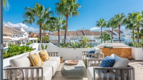 Penthouse for sale in El Presidente, Estepona East