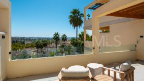 Apartment for sale in Palacetes Los Belvederes, Nueva Andalucia