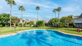 Villa en venta en Bel Air, Estepona Este