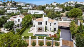 Villa en venta en La Alqueria, Benahavis