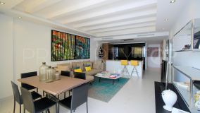 Apartamento a la venta en Marbella - Puerto Banus de 2 dormitorios