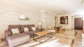 Appartement rez de chaussée for sale in La Cerquilla, Nueva Andalucia