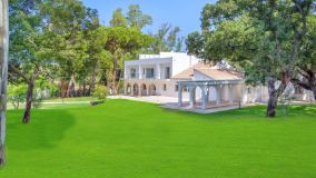 Villa with 7 bedrooms for sale in Elviria Playa
