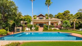 Five-bedroom villa with sea views in La Zagaleta
