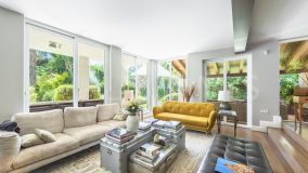 Villa for sale in Marbella Hill Club, Marbella Golden Mile