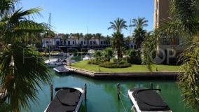 FIRST FLOOR APARTMENT WITH VIEWS TO LA MARINA DE SOTOGRANDE