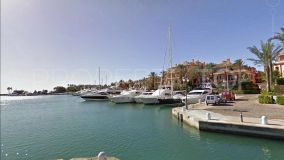 2 bedrooms penthouse for sale in Sotogrande Puerto Deportivo