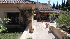 LOVELY 5 BEDROOM VILLA IN SOTOGRANDE.