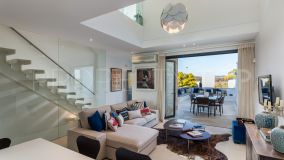 Town house with 4 bedrooms for sale in San Enrique de Guadiaro