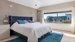 Buy duplex penthouse in Isla del Pez Barbero with 4 bedrooms