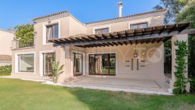 Villa for sale in Zona B with 5 bedrooms