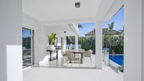 Villa en venta en Marbella Country Club con 4 dormitorios
