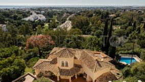An Exquisite Villa with Sea & Mountain Views in El Herrojo Alto, Benahavis