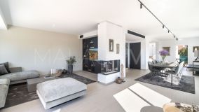 Town House for sale in La Colina, Nueva Andalucia