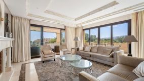 Apartment for sale in Aloha Park, Nueva Andalucia