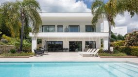 Villa for sale in Zona Casino, Nueva Andalucia